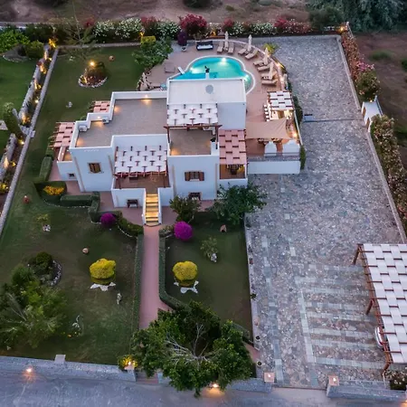 D'amour Villa *