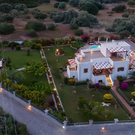 D'amour Skyros